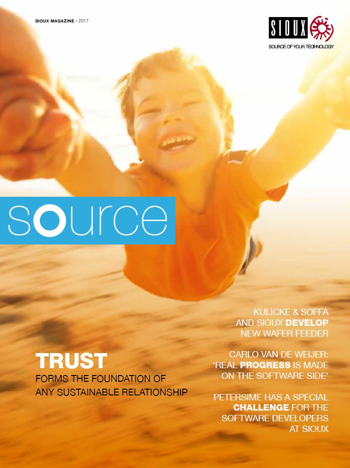 Voorblad Source