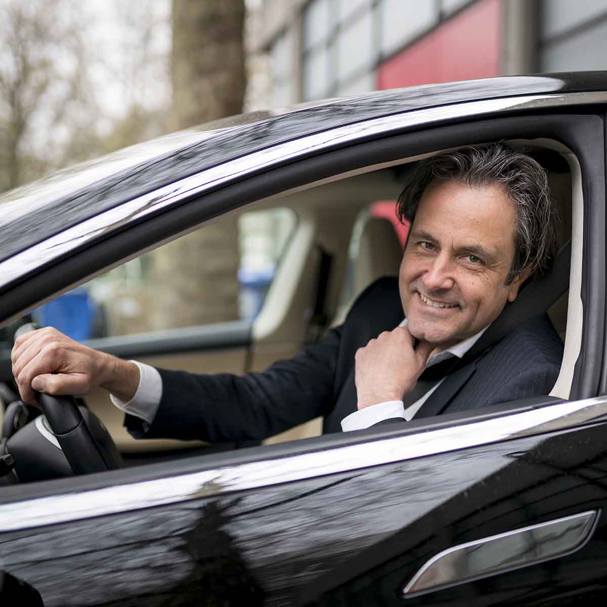 Carlo Van De Weijer2
